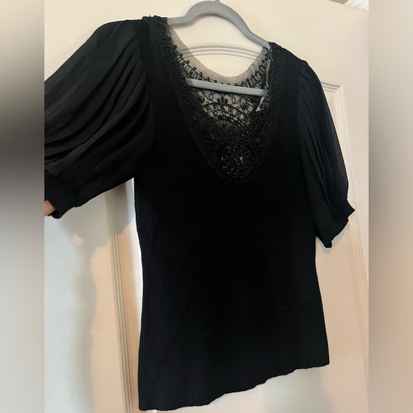Nygard Collection Elegant Black Lace beaded Embroidery at Neckline SZ S - Picture 5 of 15